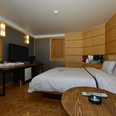 Daegu Mellow Motel Экстерьер фото