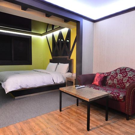 Daegu Mellow Motel Экстерьер фото