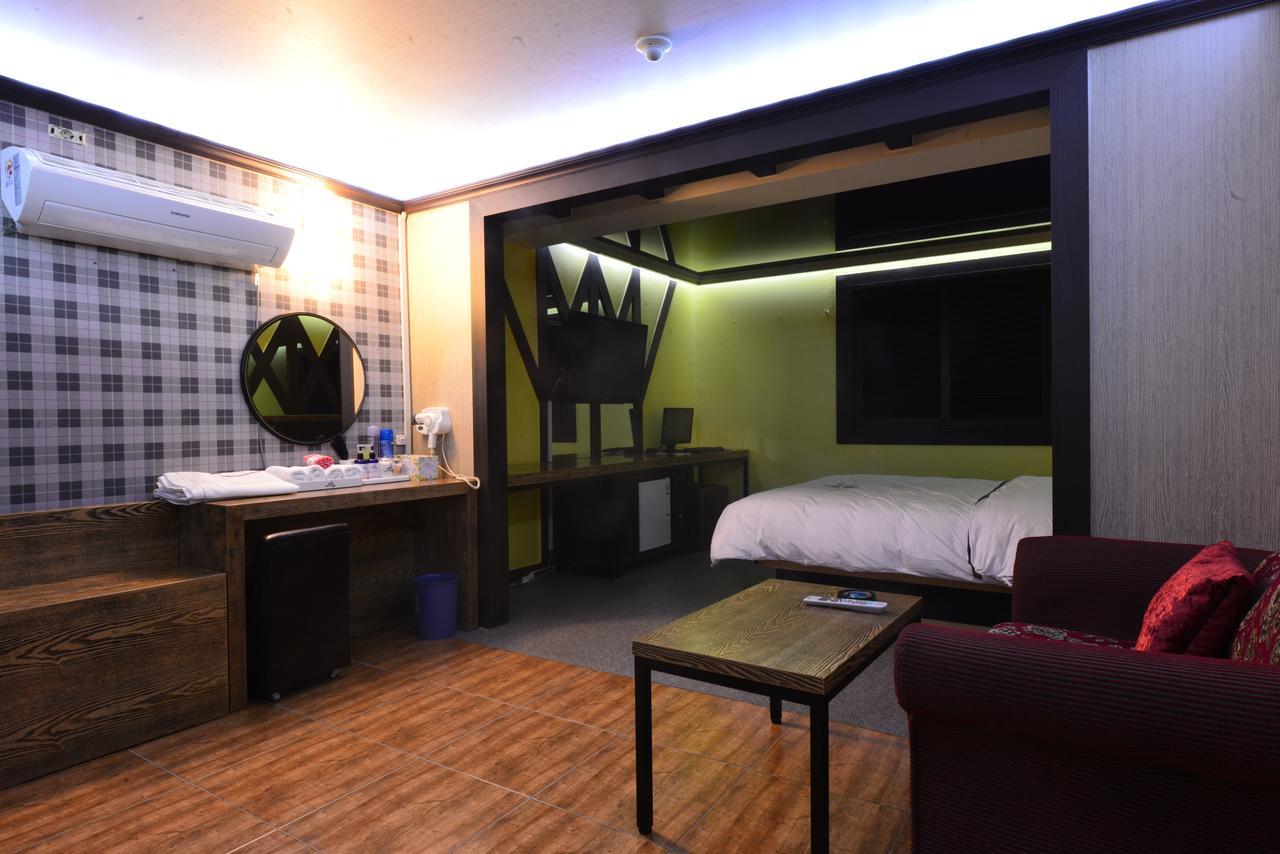 Daegu Mellow Motel Экстерьер фото
