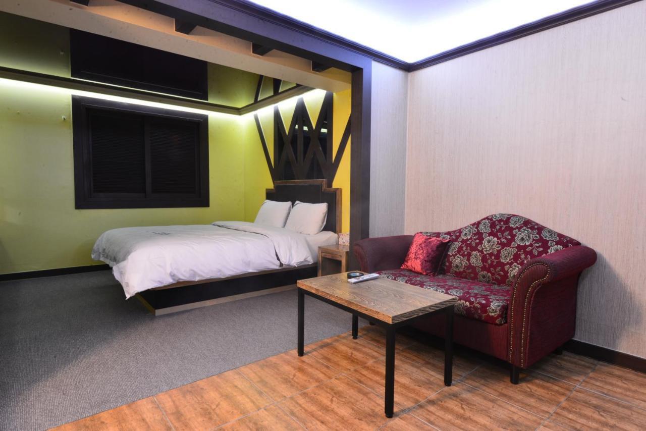 Daegu Mellow Motel Экстерьер фото